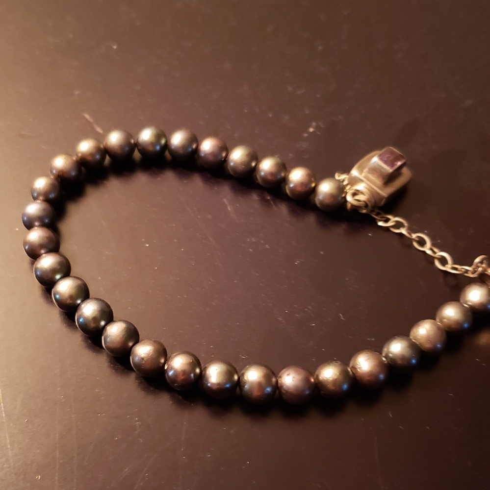 Black Pearl necklace and bracelet set